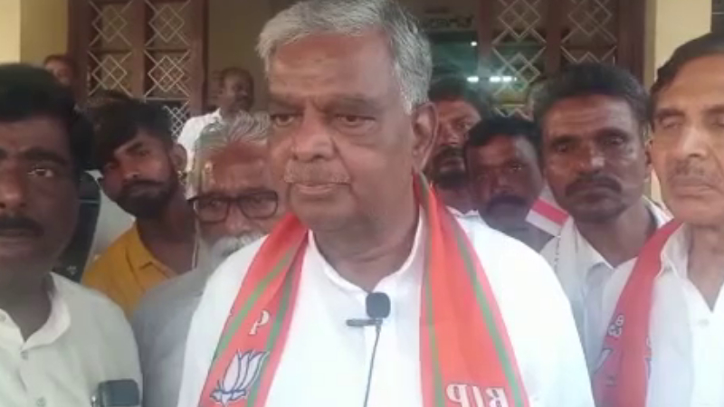 ಮೋದಿ ಬಗ್ಗೆ ಟೀಕಿಸಲು ಕಾಂಗ್ರೆಸ್‍ಗೆ ಹಕ್ಕಿಲ್ಲ: ಶ್ರೀನಿವಾಸ್ ಪ್ರಸಾದ್