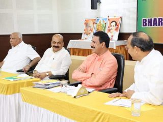 bjp meeting bs yediyurppa basvaraj bommai nalin kumar kateel