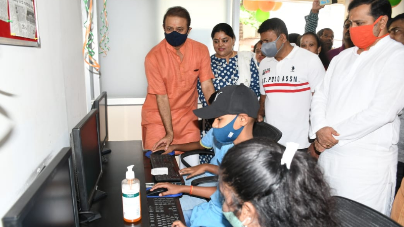 ಮೋದಿಯ ಡಿಜಿಟಲ್ ಇಂಡಿಯಾ ಮೂಲಕ ಪ್ರತಿ ಮನೆಯಲ್ಲಿ ತಂತ್ರಜ್ಞಾನವನ್ನು ಅಳವಡಿಸಿಕೊಳ್ಳಬೇಕು: ಉದಯ್ ಗರುಡಚಾರ್