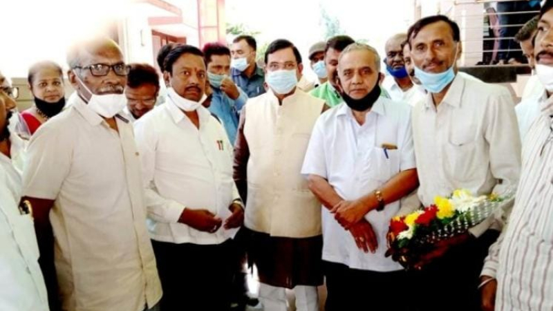 ನೋಟರಿ ಕಾಯ್ದೆ ತಿದ್ದುಪಡಿ ವಿರೋಧ – ಸಚಿವ ಪ್ರಹ್ಲಾದ್ ಜೋಶಿಗೆ ಮನವಿ