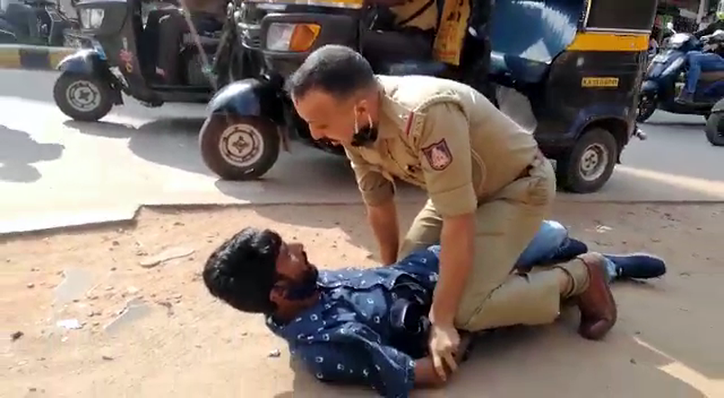 1 ಕಿ.ಮೀ ಓಡಿ ಕಳ್ಳನನ್ನು ಹಿಡಿದ ಮಂಗಳೂರು ಪೊಲೀಸ್ ವೀಡಿಯೋ ವೈರಲ್