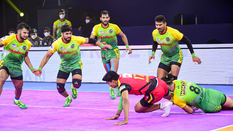 ಬೆಂಗಳೂರು ಬುಲ್ಸ್ ವಿರುದ್ಧ ಗೆಲುವಿನ ಪಟಾಕಿ ಸಿಡಿಸಿದ ಪಾಟ್ನಾ