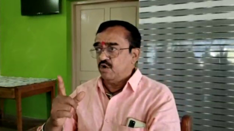 ನನ್ನ ಸುದ್ದಿಗೆ ಬಂದ್ರೆ ಕೈ-ಕಾಲು ಮುರಿತೀನಿ, ತಲೆ ತೆಗೆಯೋಕೆ ರೆಡಿ: ಬಿಜೆಪಿ ಮಾಜಿ ಜಿಲ್ಲಾಧ್ಯಕ್ಷ ಎಚ್ಚರಿಕೆ
