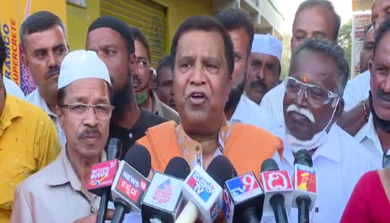 ಕುಮಾರಸ್ವಾಮಿ ಅವರು ಸಿದ್ದರಾಮಯ್ಯರ ಬಗ್ಗೆ ಮಾತನಾಡಬಾರದು: ಶಿವರಾಮೇಗೌಡ