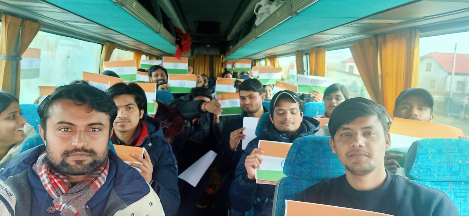 ಭಾರತದ ಧ್ವಜವಿದ್ದ ಕಾರಣ ಸುಲಭವಾಗಿ ಗಡಿ ದಾಟಿದ್ದೇವೆ: ವಿದ್ಯಾರ್ಥಿಗಳು
