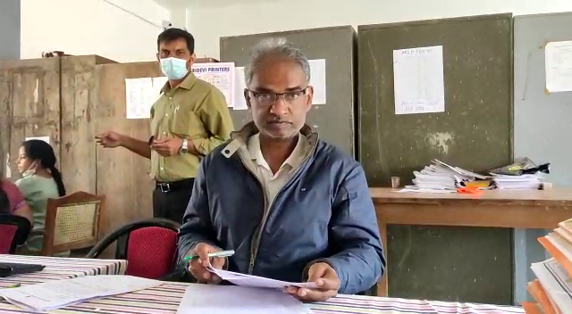 ಹಿಜಬ್ ವಿವಾದ- ಮಡಿಕೇರಿ ಪ್ರಿನ್ಸಿಪಾಲರಿಗೆ ಜೀವ ಬೆದರಿಕೆ