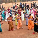 ಮಹಿಳಾ ದಿನಾಚರಣೆ – ಸೀರೆ, ಶೂ ತೊಟ್ಟು ಮಹಿಳೆಯರ ಓಟ
