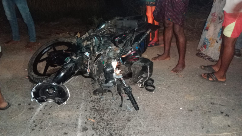 ಟ್ರ್ಯಾಕ್ಟರ್, ಬೈಕ್ ನಡುವೆ ಭೀಕರ ಅಪಘಾತ – ಇಬ್ಬರು ಸಾವು