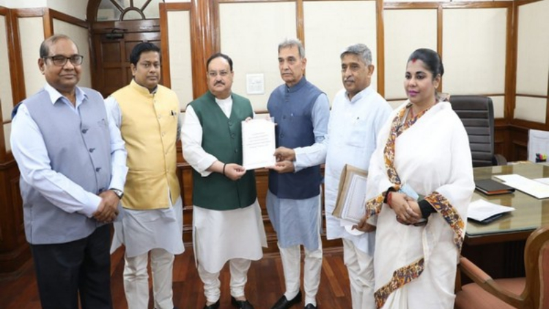 ಮಮತಾ ಬ್ಯಾನರ್ಜಿ ʼಮಾಫಿಯಾʼ ಹಿಡಿತದಲ್ಲಿ ಬಂಗಾಳ: ಬಿಜೆಪಿ ವರದಿ