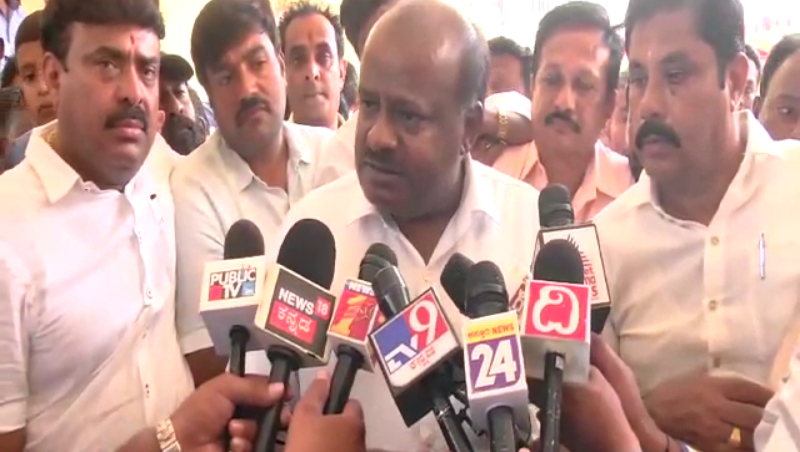 ನಿಮಗೆ ಗಂಡಸ್ತನ ಇದ್ದರೆ, ಏನು ಗೊತ್ತಿಲ್ಲದಂತೆ ಮೌನವಾಗಿರಬೇಡಿ: ಸಿಎಂಗೆ ಹೆಚ್‍ಡಿಕೆ ಸವಾಲ್