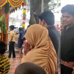 ಹಿಂದೂ ದೇವಾಲಯದಲ್ಲಿ ವಿಶೇಷ ಪ್ರಾರ್ಥನೆ ಮಾಡಿ ಭಾವೈಕ್ಯತೆ ಮೆರೆದ ಮುಸ್ಲಿಂ ಮಹಿಳೆ