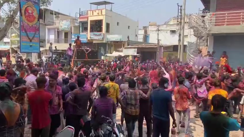 ಕ್ಷುಲ್ಲಕ ಕಾರಣಕ್ಕೆ ಎರಡು ಗುಂಪುಗಳ ನಡುವೆ ಕಲ್ಲು ತೂರಾಟ