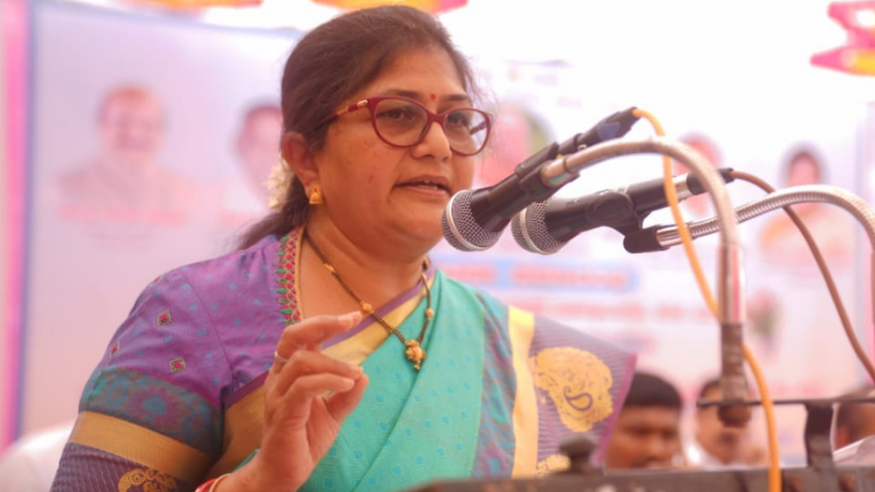 ನೀತಿ ಸಂಹಿತೆ ಉಲ್ಲಂಘನೆ – ಶಶಿಕಲಾ ಜೊಲ್ಲೆ ವಿರುದ್ಧ ಪ್ರಕರಣ ದಾಖಲು