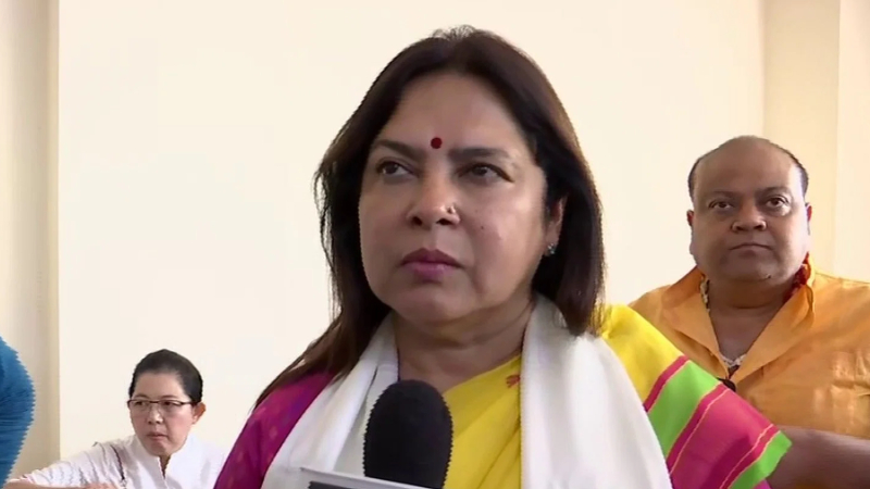 ಓವೈಸಿ, ಮುಫ್ತಿ ಮತ್ತೊಮ್ಮೆ ಇತಿಹಾಸ ಓದಲಿ: ಕೇಂದ್ರ ಸಚಿವೆ