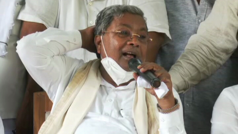 ಸಿ.ಟಿ.ರವಿ ಸ್ವಗ್ರಾಮದ ಯುವಕರಿಂದ ಸಿದ್ದರಾಮಯ್ಯ ವಿರುದ್ಧ ದೂರು
