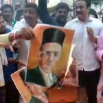 ಸಾವರ್ಕರ್, ಗೃಹ ಸಚಿವರ ಭಾವಚಿತ್ರಕ್ಕೆ ಬೆಂಕಿ ಹಚ್ಚಿದ ಕಾಂಗ್ರೆಸ್