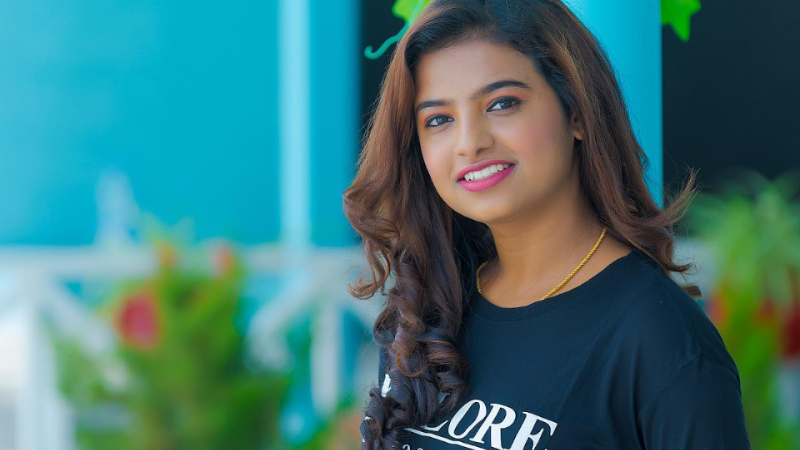 ರೀಲ್ಸ್ ಬೆಡಗಿ ಸೋನು ಶ್ರೀನಿವಾಸ್ ಗೌಡ ಫೋನ್ ನಂಬರ್ ಏನು ಗೊತ್ತಾ?