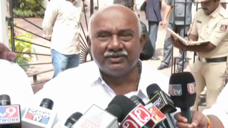 ನನ್ನ ಮಗ ಕಾಂಗ್ರೆಸ್ ಸೇರ್ಪಡೆ ಆಗ್ತಿರೋದು ನಿಜ: ಬಿಜೆಪಿ MLC ವಿಶ್ವನಾಥ್