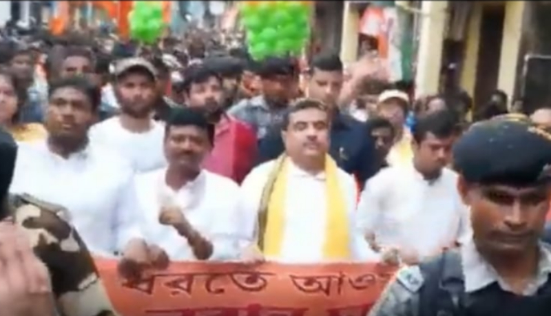 ಸುವೆಂದು ಅಧಿಕಾರಿಗೆ ಕಪ್ಪು ಬಾವುಟ ಪ್ರದರ್ಶನ – ಟಿಎಂಸಿ, ಬಿಜೆಪಿ ಕಾರ್ಯಕರ್ತರ ನಡುವೆ ಮಾರಾಮಾರಿ