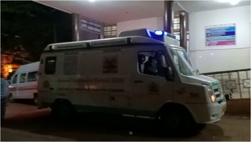 ಬಾಲಕಿಗೆ ಚುಡಾಯಿಸಿದ್ದನ್ನು ಪ್ರಶ್ನಿಸಿದ್ದಕ್ಕೆ ನಾಲ್ವರಿಗೆ ಚಾಕು ಇರಿತ