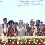 ಸಾಮೂಹಿಕ ವಿವಾಹ ಸಮಾರಂಭದಲ್ಲಿ ನವಜೋಡಿಗಳಿಗೆ ಮೋದಿ ಆಶೀರ್ವಾದ