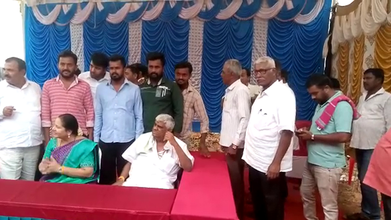ಹಾಸನ ಜೆಡಿಎಸ್ ಕಾರ್ಯಕರ್ತರಿಗೆ ಮೈಸೂರಿನಲ್ಲಿ ಭರ್ಜರಿ ಬಾಡೂಟ