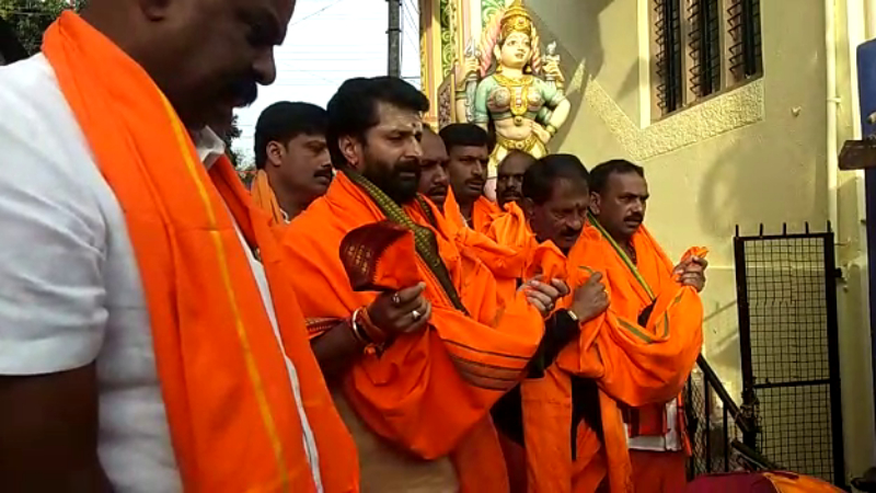 ಕಾಫಿನಾಡಲ್ಲಿ ಮನೆ-ಮನೆಗೆ ತೆರಳಿ ಸಿ.ಟಿ.ರವಿ ಭಿಕ್ಷಾಟನೆ
