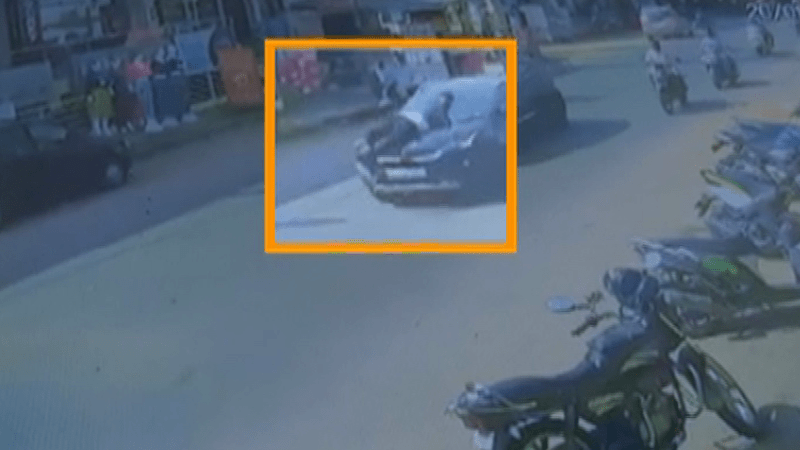 ಬಾನೆಟ್ ಮೇಲೆ ಸವಾರನನ್ನು ಎಳೆದೊಯ್ದ ಕಾರು ಚಾಲಕಿ