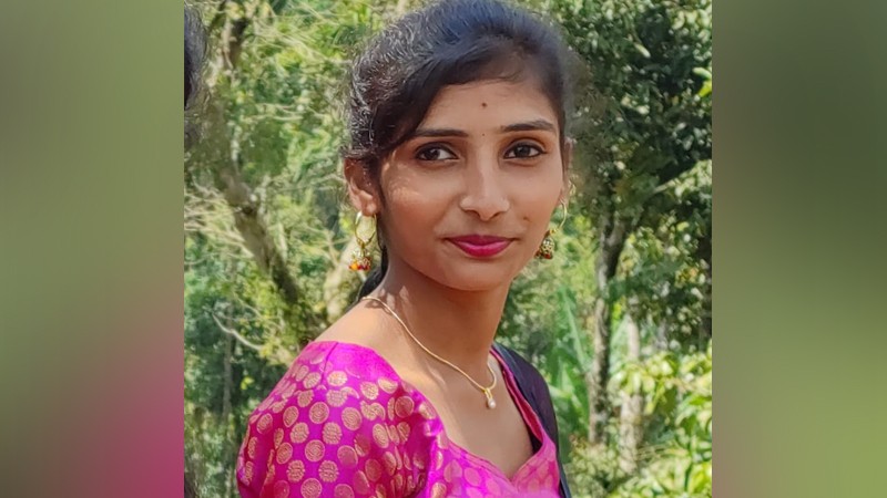 ಪ್ರೇಮ ವೈಫಲ್ಯ – ಕಳೆನಾಶಕ ಸೇವಿಸಿ ಅಪ್ರಾಪ್ತೆ ಆತ್ಮಹತ್ಯೆ