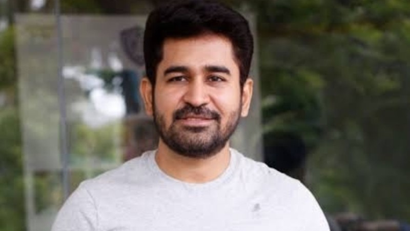 ಮಲೇಷ್ಯಾದಲ್ಲಿ ದೋಣಿ ಅಪಘಾತ: ನಟ ವಿಜಯ್  ಆಂಟನಿ ಚಿಕಿತ್ಸೆಗೆ ಸ್ಪಂದನೆ