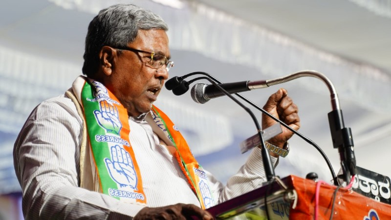 ರಾಜ್ಯವನ್ನು ರಕ್ಷಣೆ ಮಾಡುವ ಪಕ್ಷಕ್ಕೆ ಅಧಿಕಾರ ಕೊಡಿ: ಸಿದ್ದರಾಮಯ್ಯ