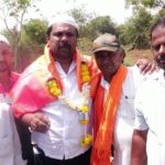 ಮುಸ್ಲಿಂ ಟೋಪಿ ಧರಿಸಿ ಮಸೀದಿ ನಿರ್ಮಾಣಕ್ಕೆ ಭೂಮಿಪೂಜೆ ಮಾಡಿದ ಬಿಜೆಪಿ ಶಾಸಕ