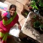 ಗ್ಯಾರಂಟಿ ಕಾರ್ಡ್ ಹಂಚಲು ಹೋದಾಗ ಡೇಟಾ ಸಂಗ್ರಹ – ಕಾಂಗ್ರೆಸ್ ಕಾರ್ಯಕರ್ತೆಗೆ ಕ್ಲಾಸ್