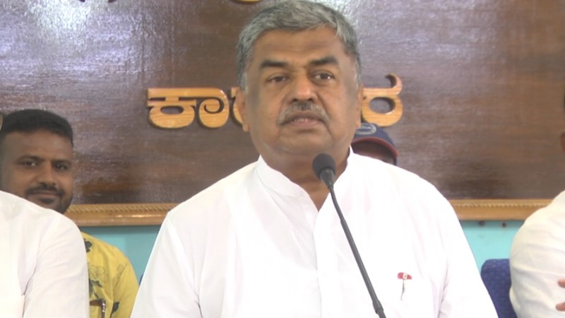 ಕಾಂಗ್ರೆಸ್ ಅಧಿಕಾರಕ್ಕೆ ಬಂದಮೇಲೆ ಬಿಜೆಪಿ ಭ್ರಷ್ಟ ನಾಯಕರನ್ನು ಜೈಲಿಗೆ ಕಳುಹಿಸುತ್ತೇವೆ: ಬಿಕೆ ಹರಿಪ್ರಸಾದ್