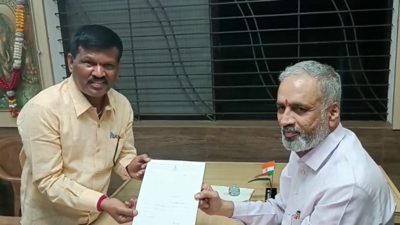 ಶಾಸಕ ಸ್ಥಾನಕ್ಕೆ ರಾಜೀನಾಮೆ ನೀಡಿದ ಗೂಳಿಹಟ್ಟಿ ಶೇಖರ್- ಪಕ್ಷೇತರನಾಗಿ ಸ್ಪರ್ಧೆ