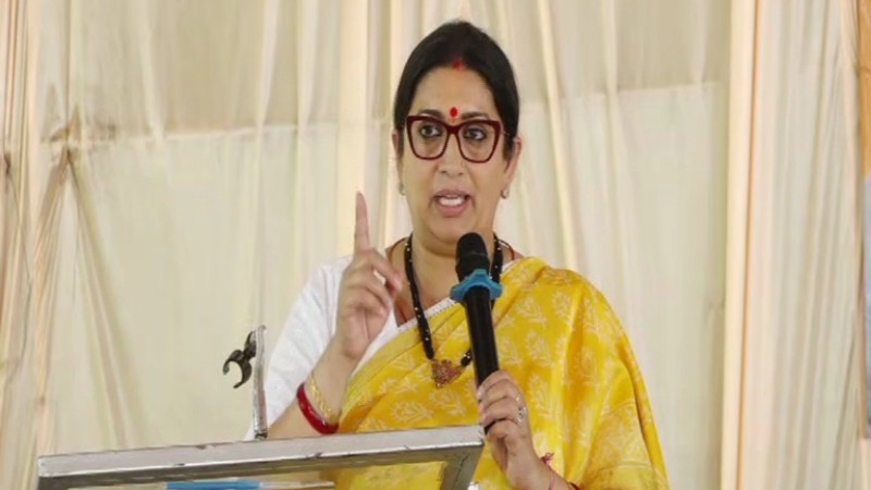 ಕಾಂಗ್ರೆಸ್ ಮೋದಿಯವರನ್ನು ಸಾವಿನ ಕೂಪಕ್ಕೆ ತಳ್ಳೋ ಆಹ್ವಾನ ನೀಡಿತ್ತು: ಸ್ಮೃತಿ ಇರಾನಿ