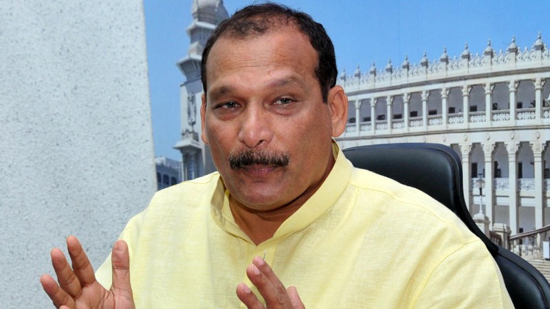 Mangaluru| ಕೈ ನಾಯಕ ಐವನ್ ಡಿಸೋಜ ಮನೆ ಮೇಲೆ ಕಲ್ಲು ತೂರಾಟ
