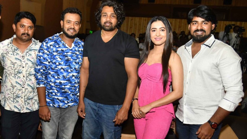 ‘ಧೀರ ಸಾಮ್ರಾಟ್’ ಸಿನಿಮಾಗೆ ಸಾಥ್ ನೀಡಿದ ಧ್ರುವ ಸರ್ಜಾ