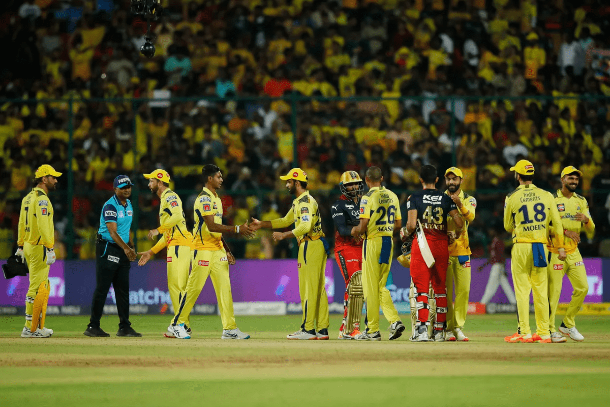 RCB – CSK ಫ್ಯಾನ್ಸ್‌ಗೆ ಗುಡ್‌ನ್ಯೂಸ್‌ – ಸೋಮವಾರದಿಂದಲೇ ಟಿಕೆಟ್‌ ಮಾರಾಟ ಶುರು, ದರ ಎಷ್ಟು?