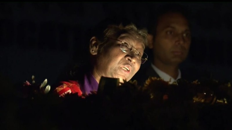 ವಿದ್ಯುತ್ ಕಡಿತ : ಮಂದ ಬೆಳಕಿನಲ್ಲೇ ಭಾಷಣ ಮಾಡಿದ ರಾಷ್ಟ್ರಪತಿ ಮುರ್ಮು