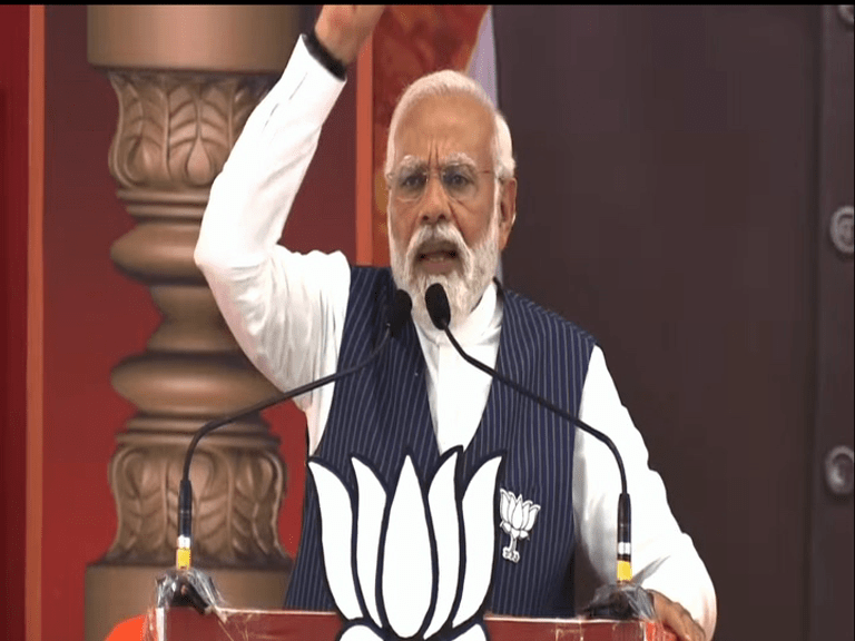 ಕರ್ನಾಟಕವನ್ನ ಭಾರತದಿಂದ ಬೇರೆ ಮಾಡುವ ಹುನ್ನಾರ ನಡೆಸಿದೆ ಕಾಂಗ್ರೆಸ್ – ಮೋದಿ ವಾಗ್ದಾಳಿ