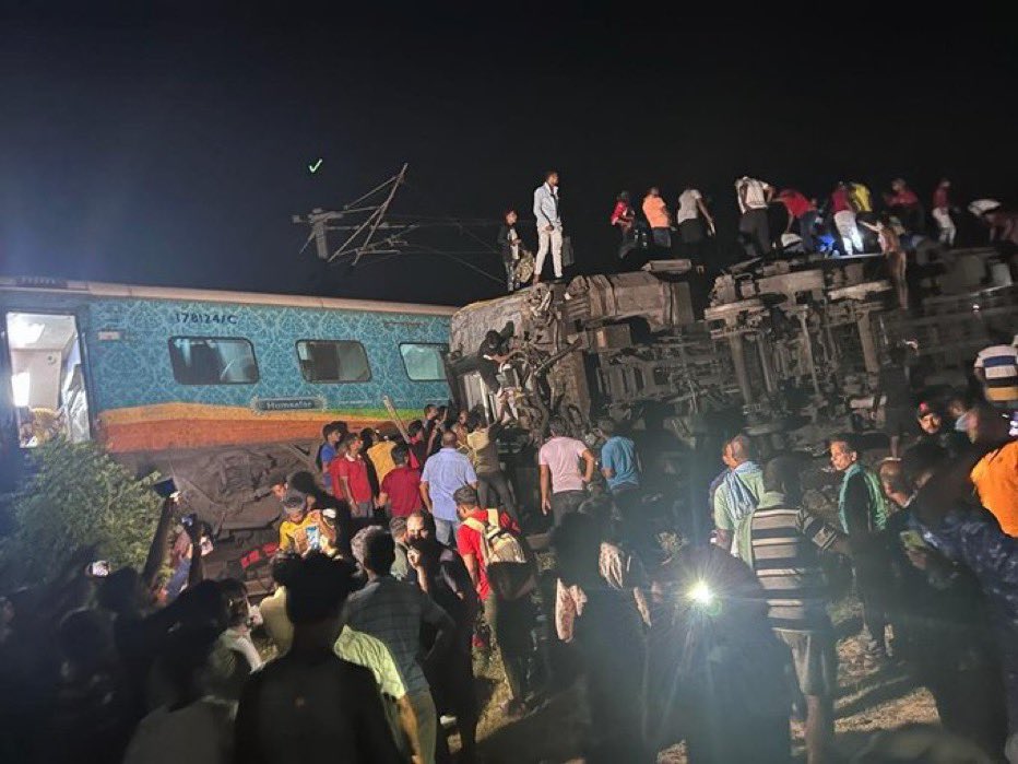 Odisha Train Accident; ಕ್ಷಣ ಕ್ಷಣಕ್ಕೂ ಸಾವಿನ ಸಂಖ್ಯೆ ಏರಿಕೆ – 233 ಮಂದಿ ಬಲಿ, 900 ಮಂದಿಗೆ ಗಾಯ