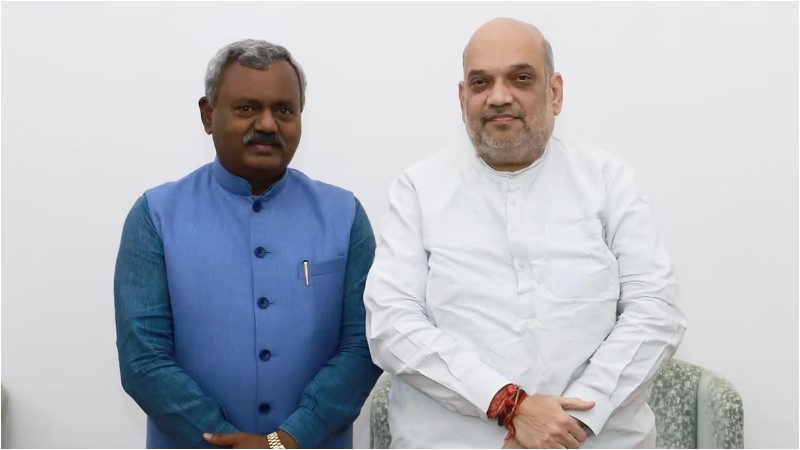 ಎಸ್‌ಟಿಎಸ್‌ಗೆ ಕೈ ಗಾಳ, ಆಪರೇಷನ್‌ ಹಸ್ತಕ್ಕೆ ಕಾರಣ ಅಮಿತ್‌ ಶಾ! – ಇಲ್ಲಿದೆ ಇನ್‌ಸೈಡ್‌ ಸ್ಟೋರಿ