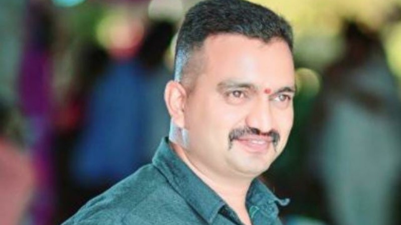 ಲೋ ಬಿಪಿಯಾಗಿ ಮರದಿಂದ ಬಿದ್ದು ಪೊಲೀಸ್ ಸಿಬ್ಬಂದಿ ಸಾವು