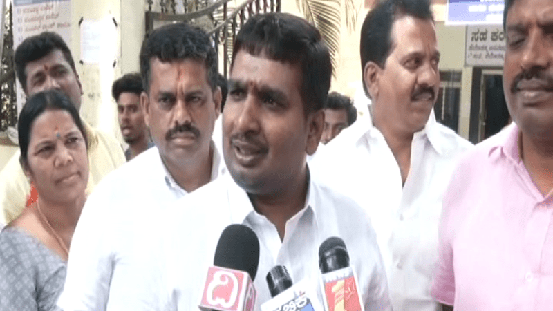 ಬೆಂಬಲಿಗರೇ ಬರುತ್ತೇವೆ ಎಂದ ಮೇಲೆ ಸೋಮಶೇಖರ್‌ ಕಾಂಗ್ರೆಸ್‌ನಲ್ಲಿರಲು ಸಾಧ್ಯವೇ : ಕೈ ಶಾಸಕ ಶ್ರೀನಿವಾಸ್‌