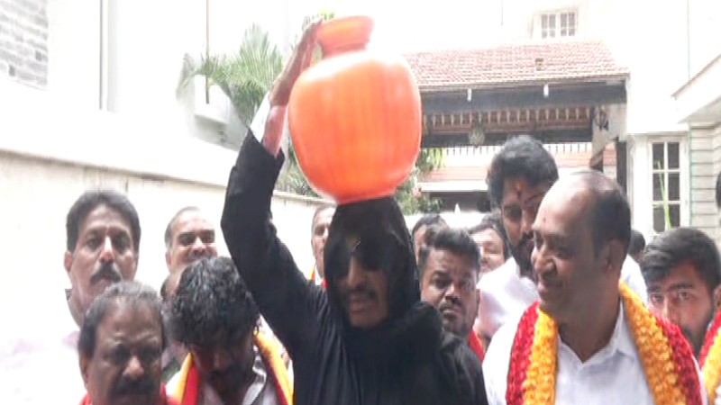 ಕಾವೇರಿಗಾಗಿ ನಾವು ಬಂದ್‌ಗೆ ಕರೆ ಕೊಟ್ಟರೆ ಸರ್ಕಾರ ನಮ್ಮನ್ನು ಬಂದ್‌ ಮಾಡಲು ಹೊರಟಿದೆ : ವಾಟಾಳ್‌ ಆಕ್ರೋಶ