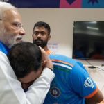 ಅಪ್ಪಿಕೊಂಡು ಸಮಾಧಾನ ಹೇಳಿದ ಮೋದಿ – ಮತ್ತೆ ನಾವು ಪುಟಿದೇಳುತ್ತೇವೆ  ಎಂದ ಶಮಿ
