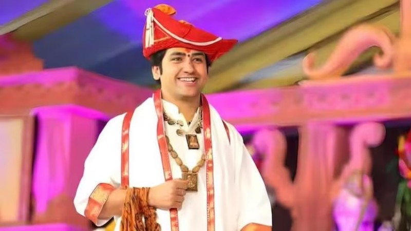 ನಾವು ಮಸೀದಿಗಳ ಮೇಲೆ ದೇವಾಲಯಗಳನ್ನ ನಿರ್ಮಿಸಲು ಬಯಸುವುದಿಲ್ಲ: ಓವೈಸಿಗೆ ಧೀರೇಂದ್ರ ಶಾಸ್ತ್ರಿ ಟಾಂಗ್