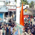 ಕೆರಗೋಡು ಹನುಮ ಧ್ವಜ ತೆರವಿಗೆ ಆಕ್ರೋಶ- ಮಂಡ್ಯದಲ್ಲಿ ಕಲ್ಲು ತೂರಾಟ, ಲಾಠಿಚಾರ್ಜ್