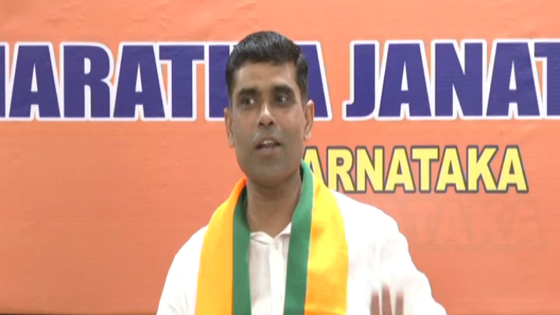 ಕಳಂಕಿತ ಸಿಎಂ ದಸರಾ ಚಾಲನೆ ನೀಡಿದ್ದು ಸರಿಯಲ್ಲ: ಪಿ ರಾಜೀವ್ ವಾಗ್ದಾಳಿ